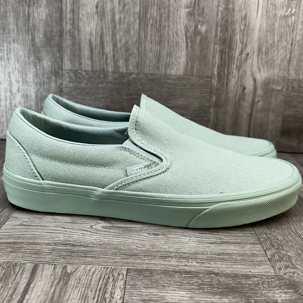 Vans Classic Slip-On Women 6.5 Sage Green Canvas Monochromatic Skate Shoes NEW